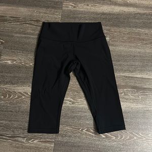 Lululemon Cropped 21” Legging Sz 10